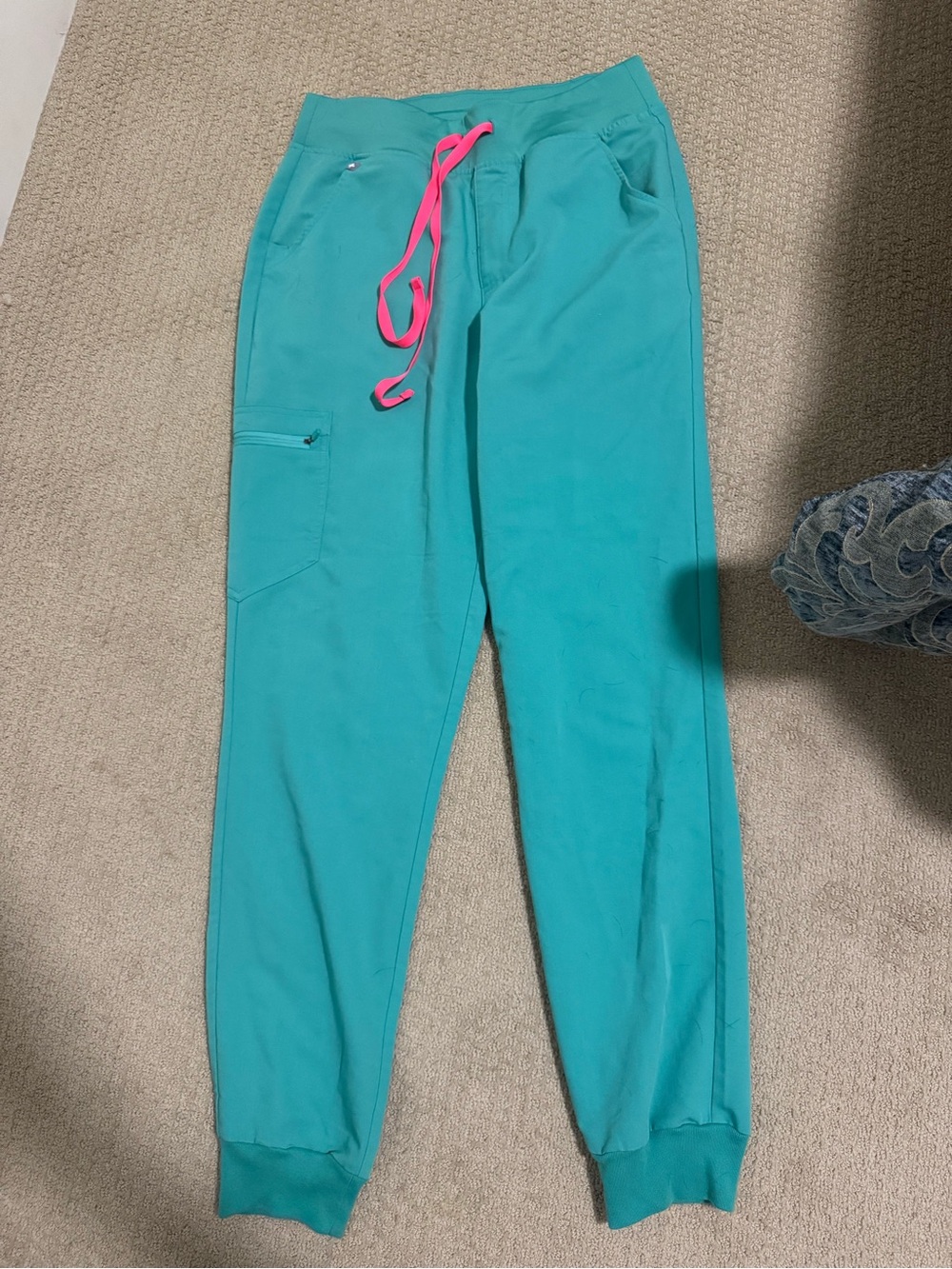FIGS Turquoise scrub Pants with Pink Drawstring